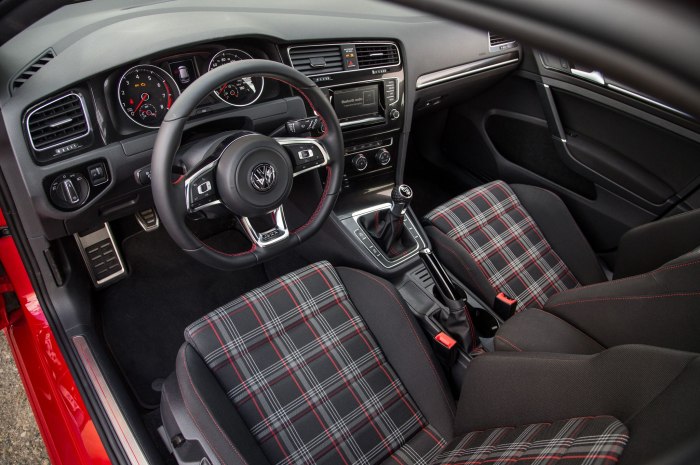 Volkswagen Golf mk7 GTI салон
