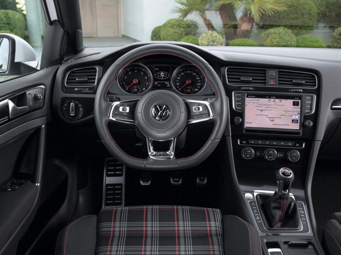 VW Golf 7 GTI Interior