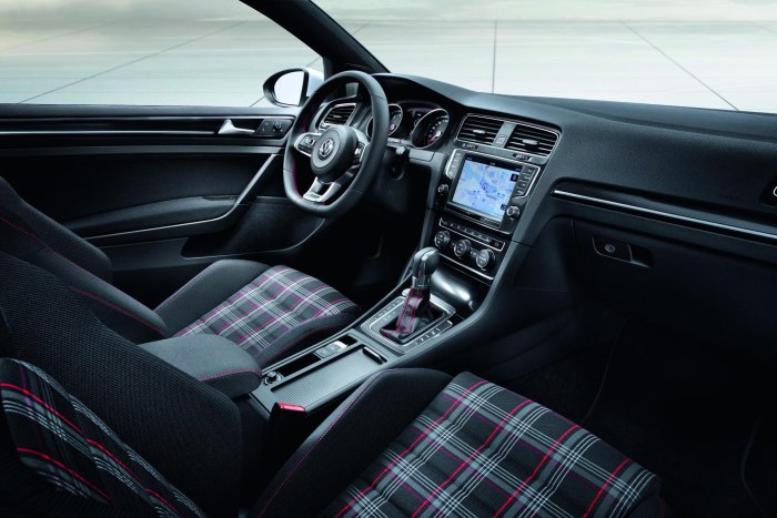 Гольф 7 GTI салон
