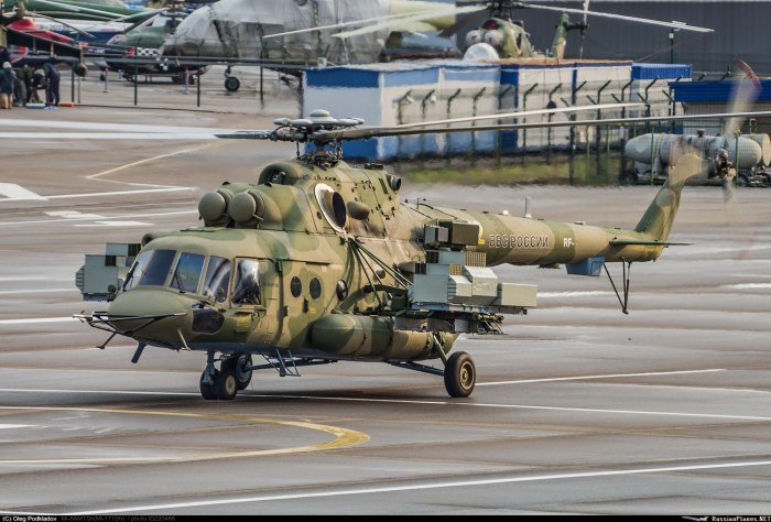Ми-17 вертолет