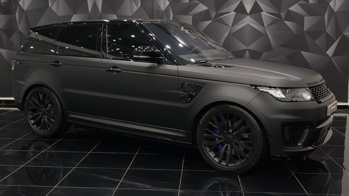 Range Rover Evoque 2020 черный
