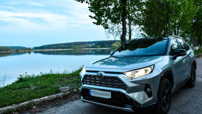 Toyota rav4 (5g)