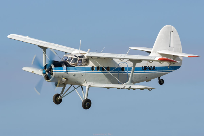 Самолёт АН-2