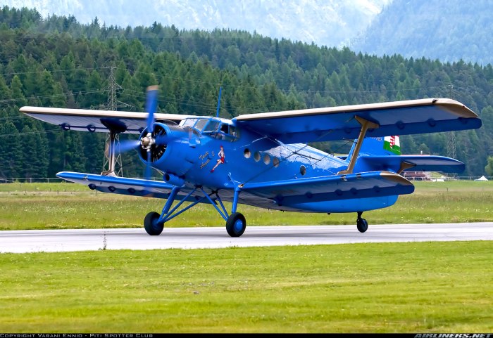 Самолёт-биплан АН-2