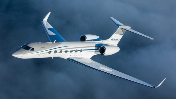 Самолет Gulfstream g550