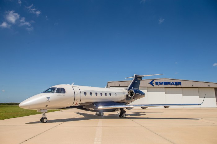 Embraer Legacy 500 салон