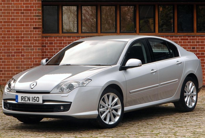 Renault Laguna 3 поколение