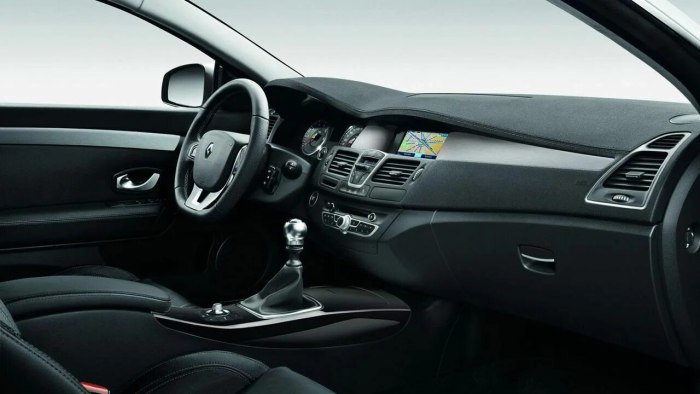 Renault Laguna 3 Coupe