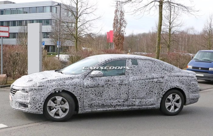 Renault Laguna 2016