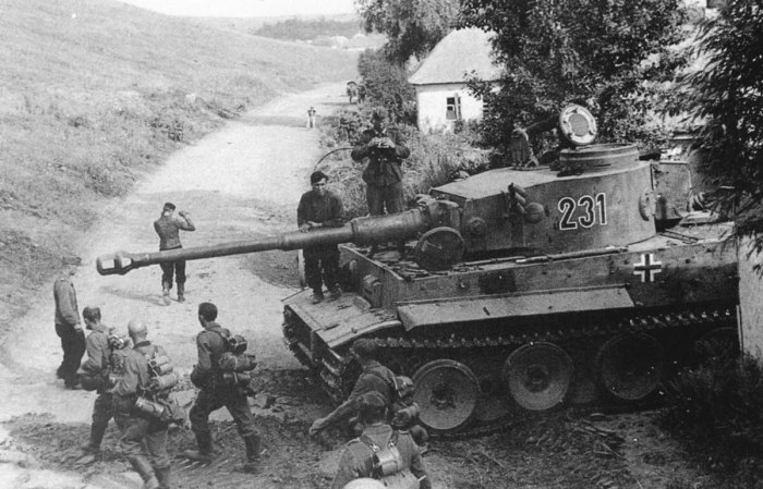 Танк тигр 1943 Курская дуга