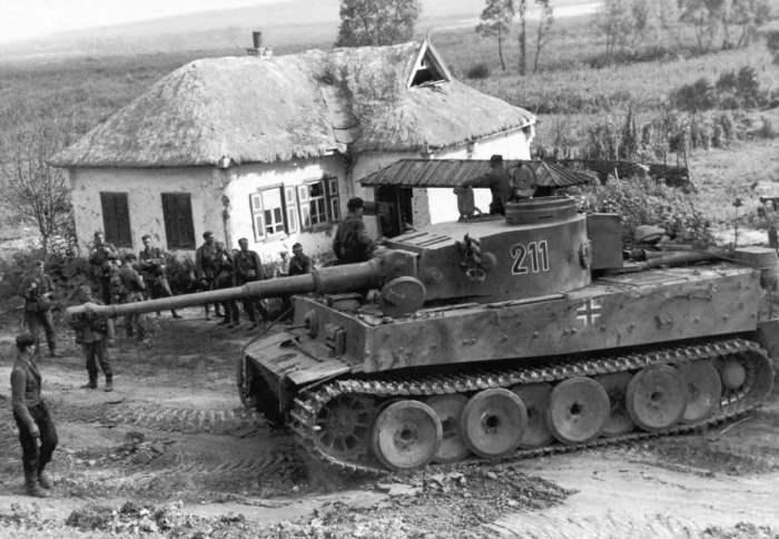 Танк тигр 1943 Курская дуга