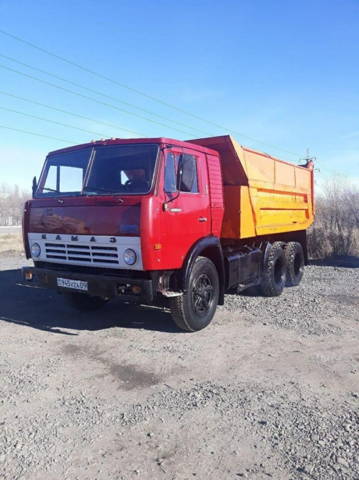 КАМАЗ 55111 1990 года