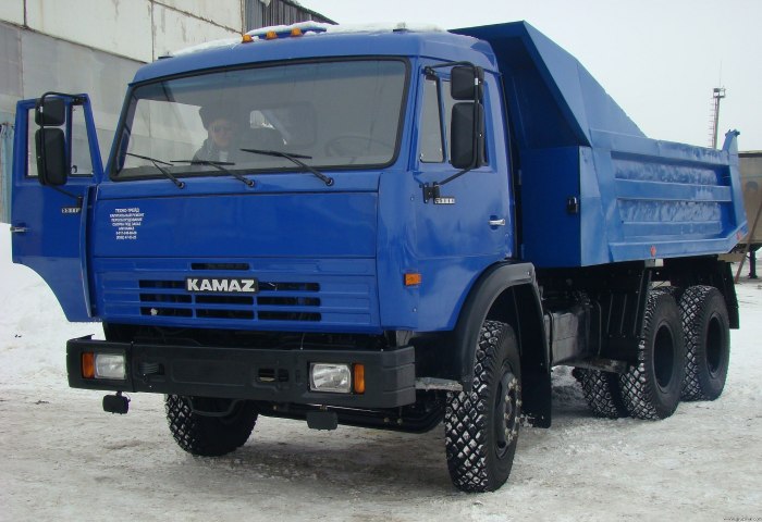 КАМАЗ 55111 синий
