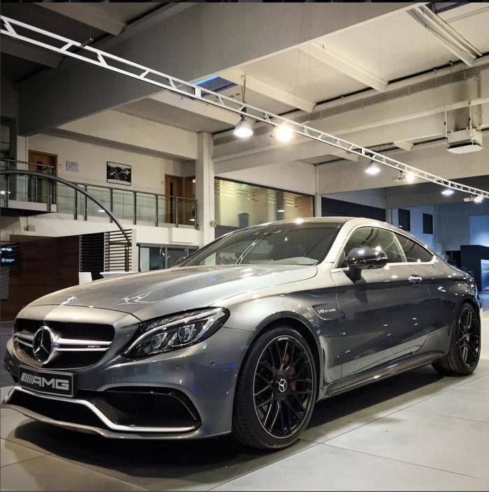 Мерседес s63 AMG серый