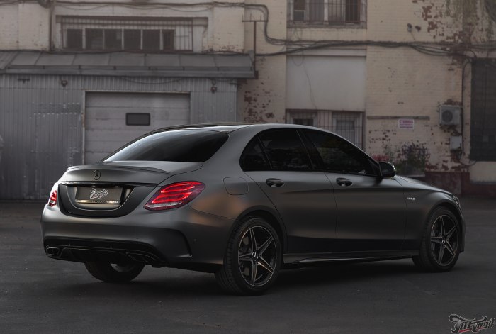 Мерседес c 43 AMG матовый