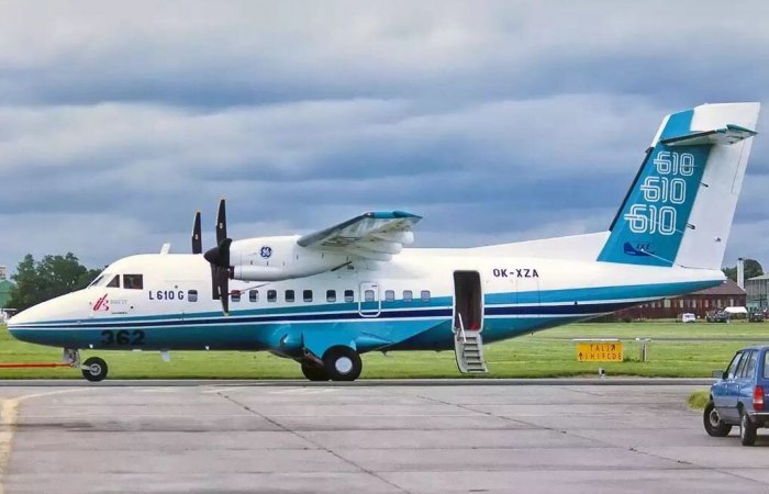 Самолета l-610 ТВРС 44