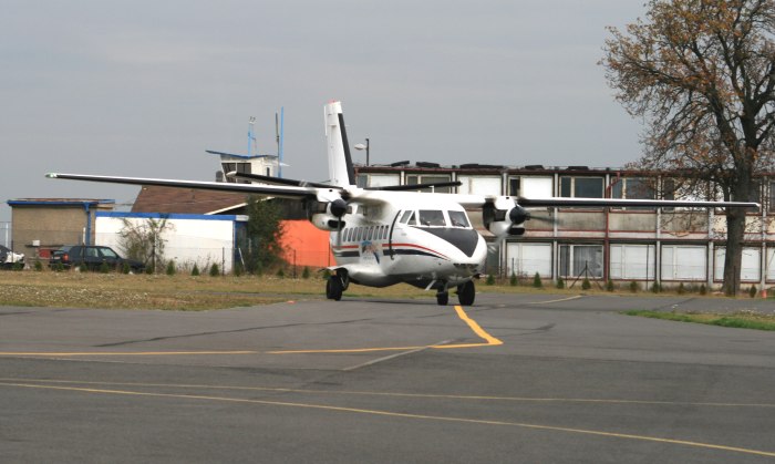 L 410 самолет салон