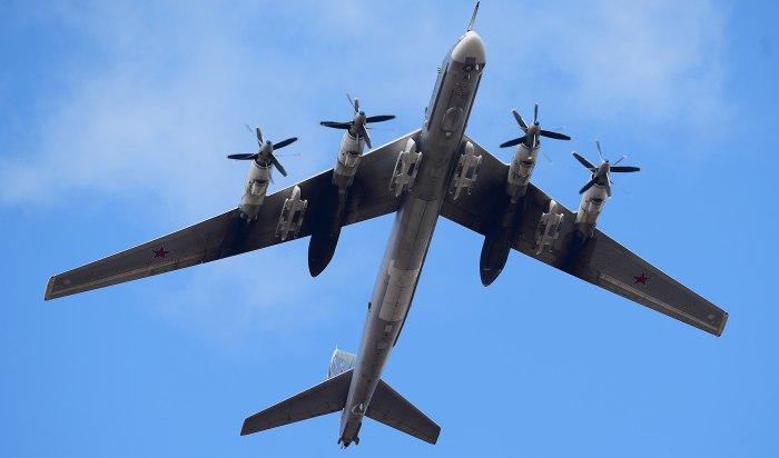Бомбардировщик ту-95мс