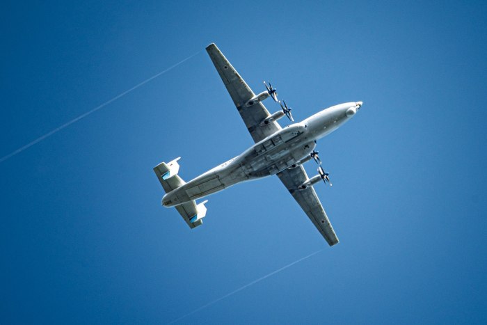 АН-22 военно-транспортный самолёт турбовинтовые самолёты
