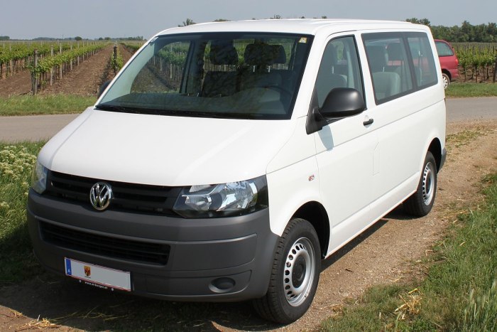 Volkswagen Transporter t5 пассажирский