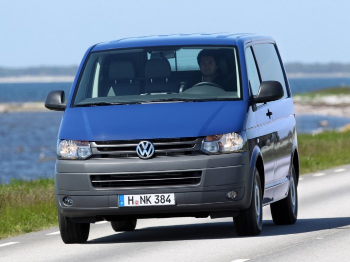 Volkswagen Transporter т5 2009 года