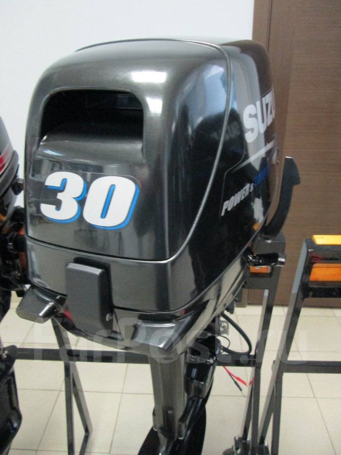 Лодочный мотор Сузуки 30 RS