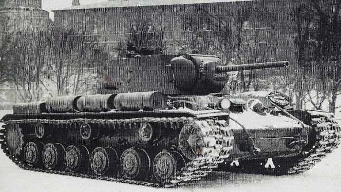 Кв-1 1942