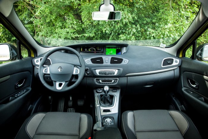 Renault Grand Scenic 3 салон
