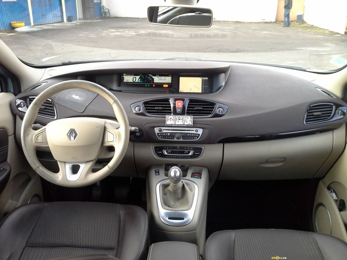 Renault Scenic 2 салон