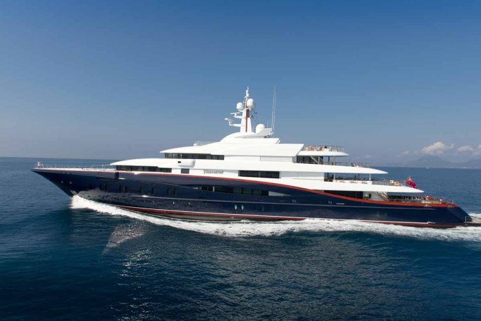 Яхта Oceanco