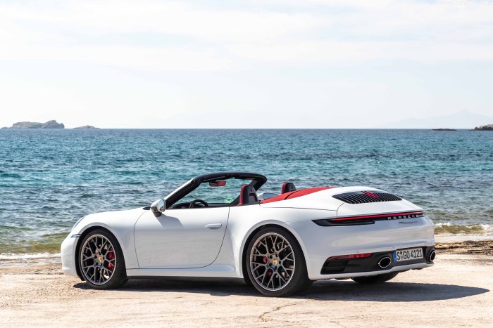 Порше 911 кабриолет 2020