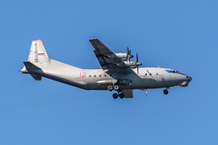 АН 12 разведчик