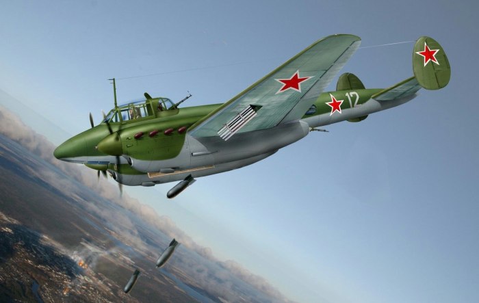 Самолет пе-2