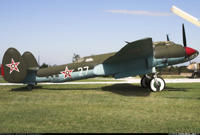 Ту-2 бомбардировщик