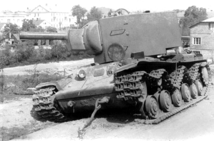 Кв-2 танк