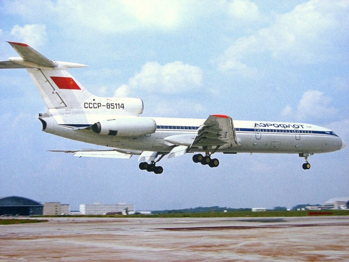 Ту-154 пассажирский самолёт