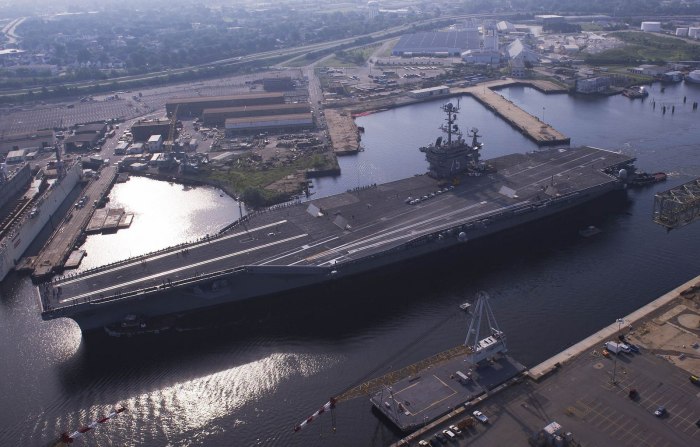 Норфолк США Военная база