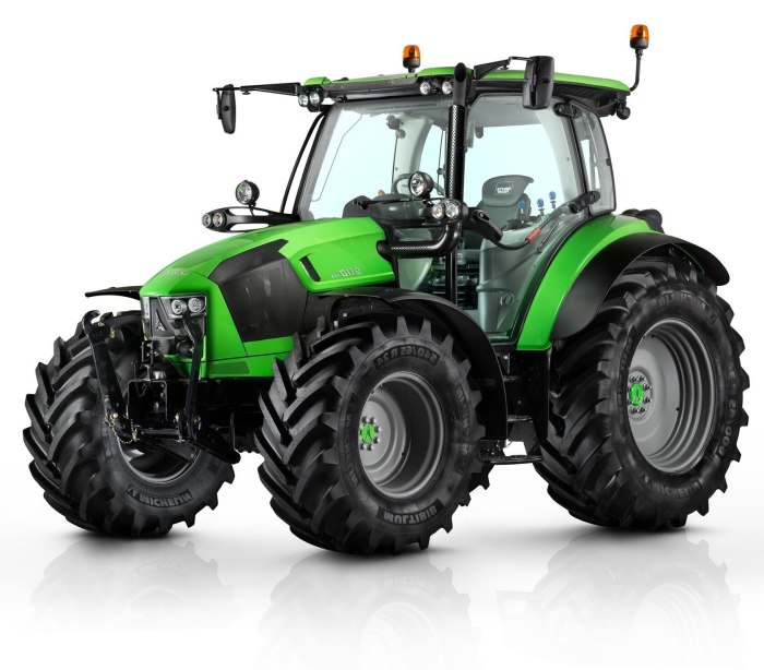 Трактор Deutz Fahr