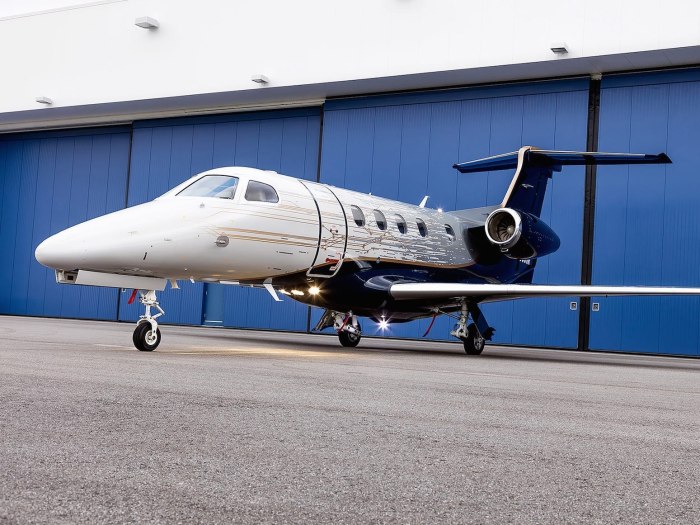 Embraer Phenom 300e Jet