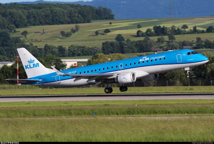 Embraer самолет EMB 190