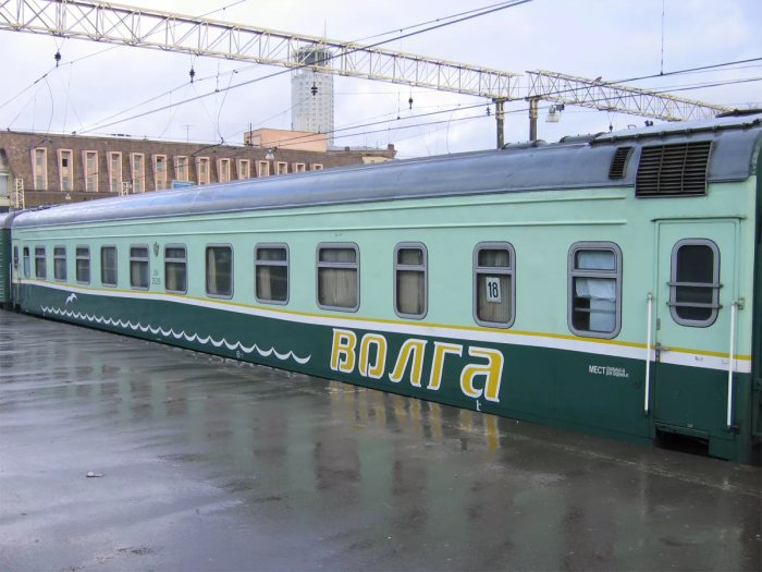 Фирменный поезд Волга 059а Санкт-Петербург