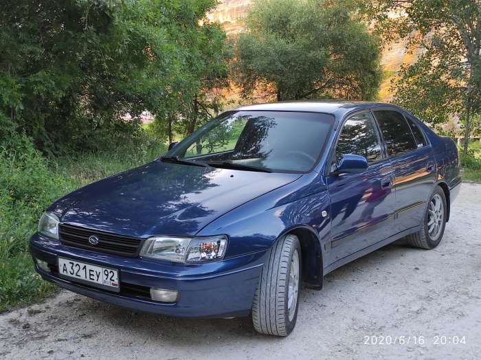 Toyota Carina e