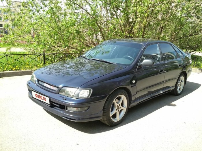 Тойота Карина е(Toyota Carina e)