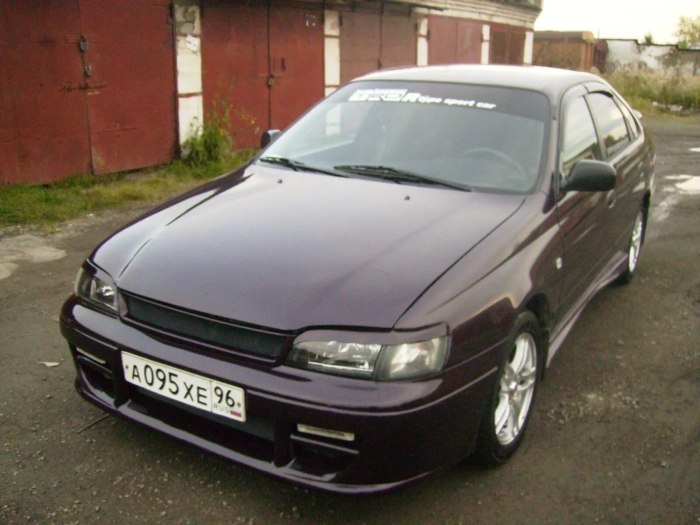 Toyota Carina 1993 1.6