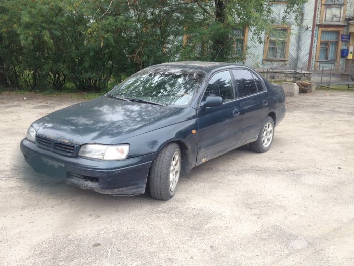 Toyota Carina e 1992