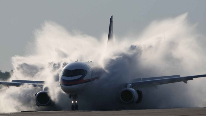 Superjet 100