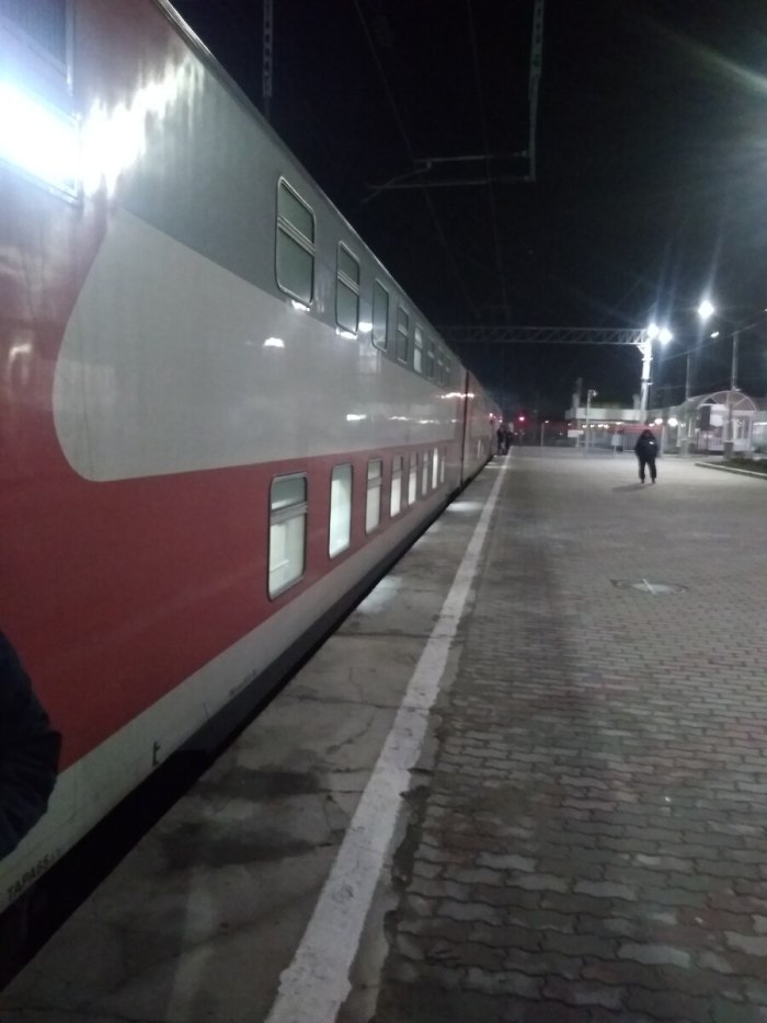 Поезд 004 Москва Кисловодск двухэтажный