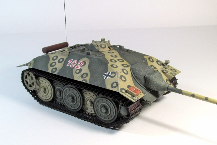 Танк е-25