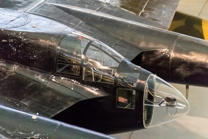 Истребитель p-61