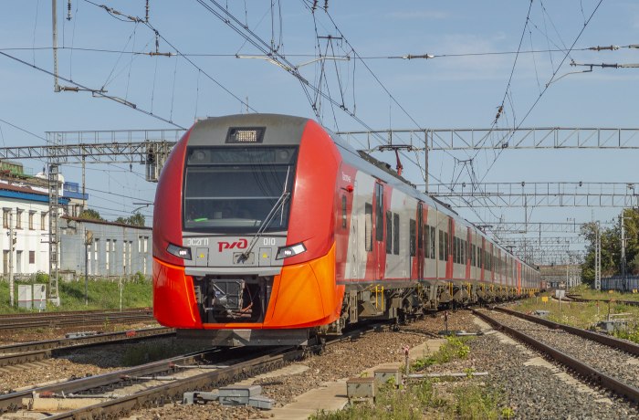 716 Поезд Курск Москва